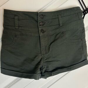 Mossimo shorts